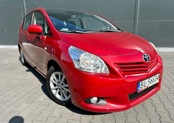 Toyota Verso cena 24900 przebieg: 289000, rok produkcji 2010 z Płock małe 137